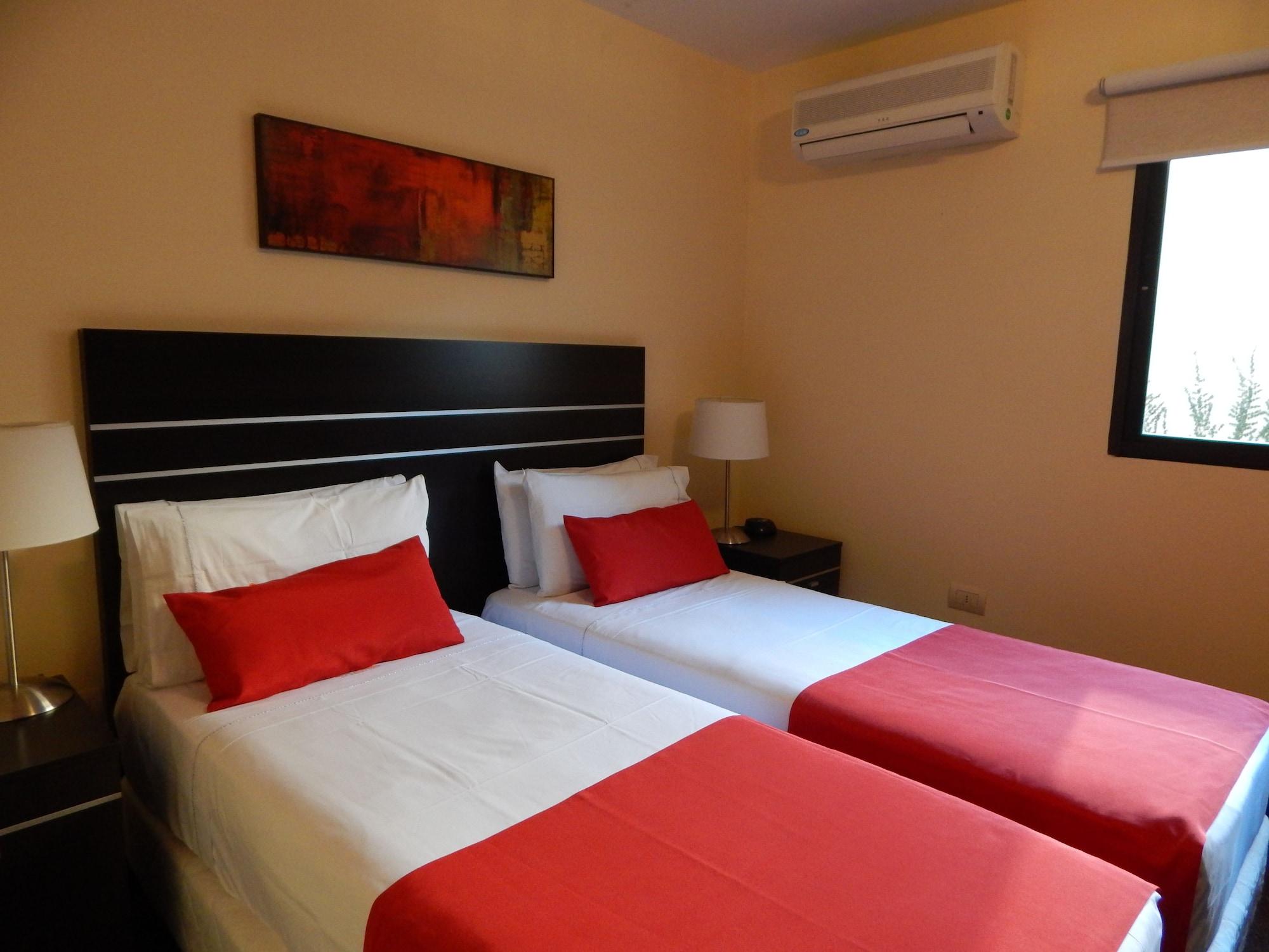 Hotel Puerto Mercado 3*