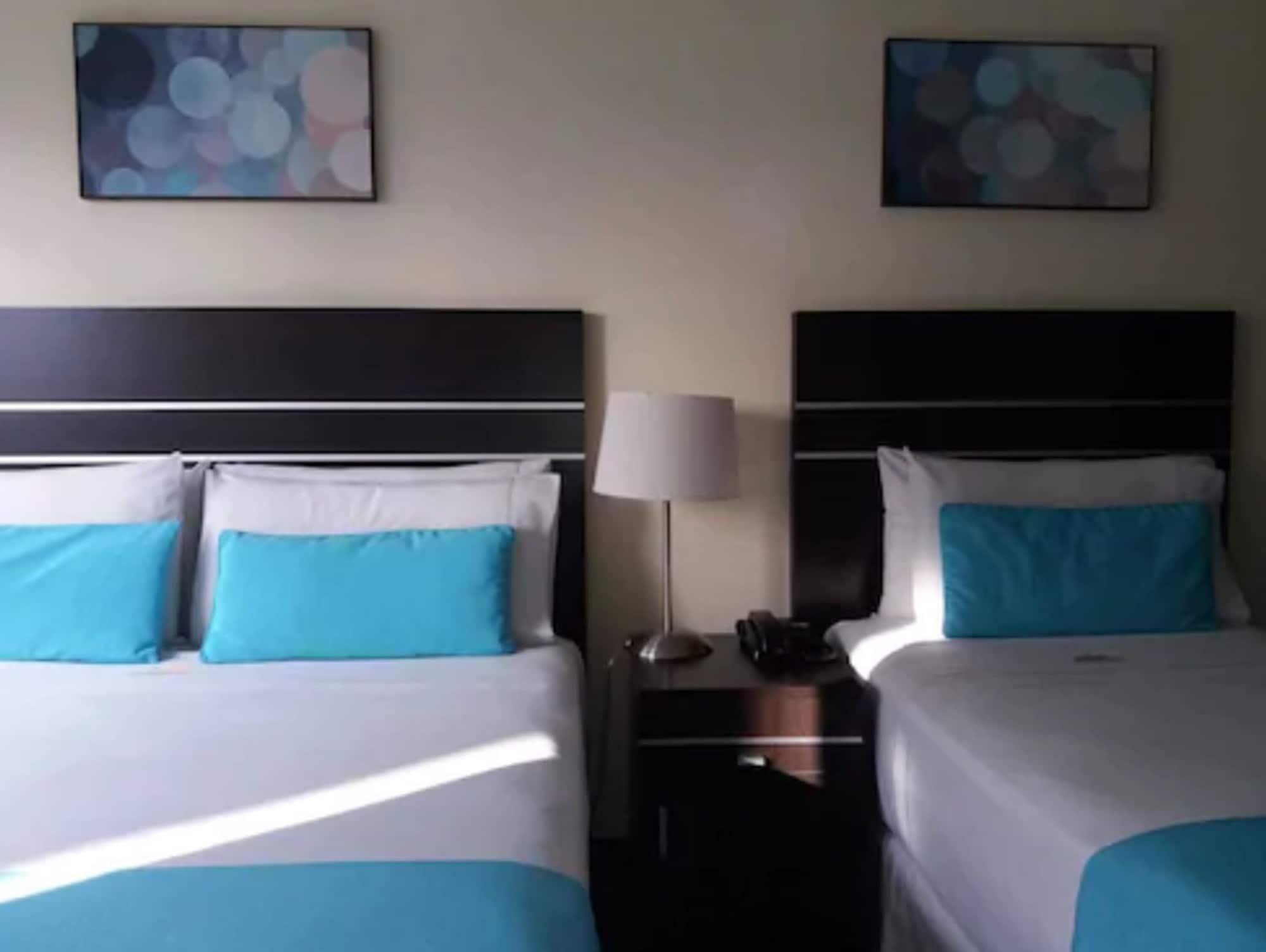 Hotel Puerto Mercado